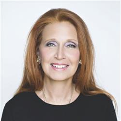 Danielle Steel- زندگی شگفت انگیز دانیل استیل، نویسنده معروف