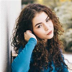 curly hair- مو فرفری‌ها بخوانند!